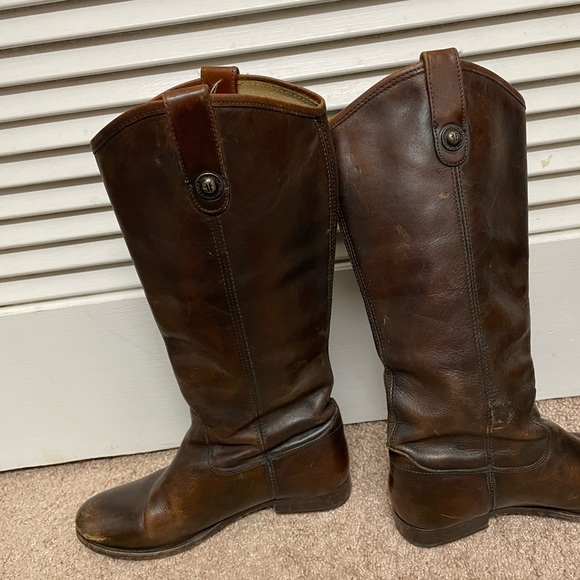 Frye Melissa Button 2 Boots, size 8 - Picture 2 of 6